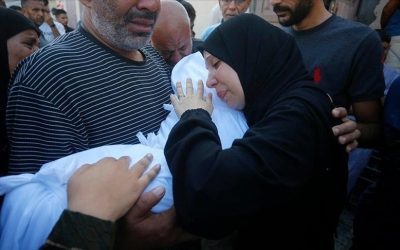مقتل 4 فلسطينيين بقصف إسرائيل مدرسة تؤوي نازحين شمال غزة