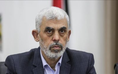 السنوار للحوثي: أبارك وصول صواريخكم إلى عمق إسرائيل