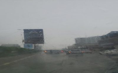 عاجل / هطول أمطار غزيرة على العاصمة عدن