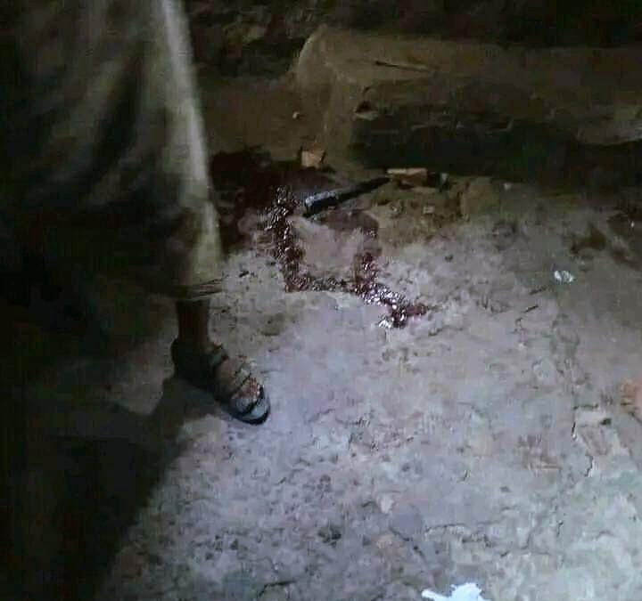 جريمة مروعة تهز تعز.. كفيف يقتل والده طعناً ويلقى حتفه على يد شقيقه