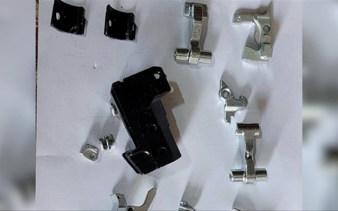 ضبط نحو 4 آلاف قطعة غيار سلاح في منفذ شحن بالمهرة