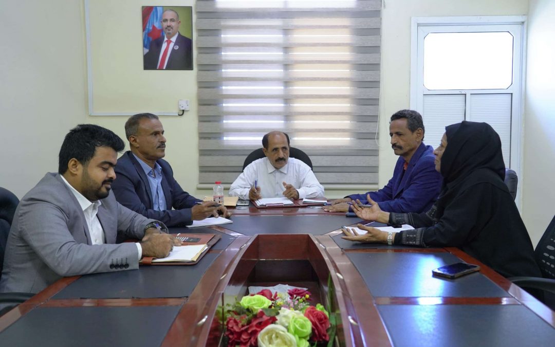 فريق الحوار الوطني الجنوبي يشيد بالزيارة التاريخية للرئيس الزُبيدي إلى الولايات المتحدة