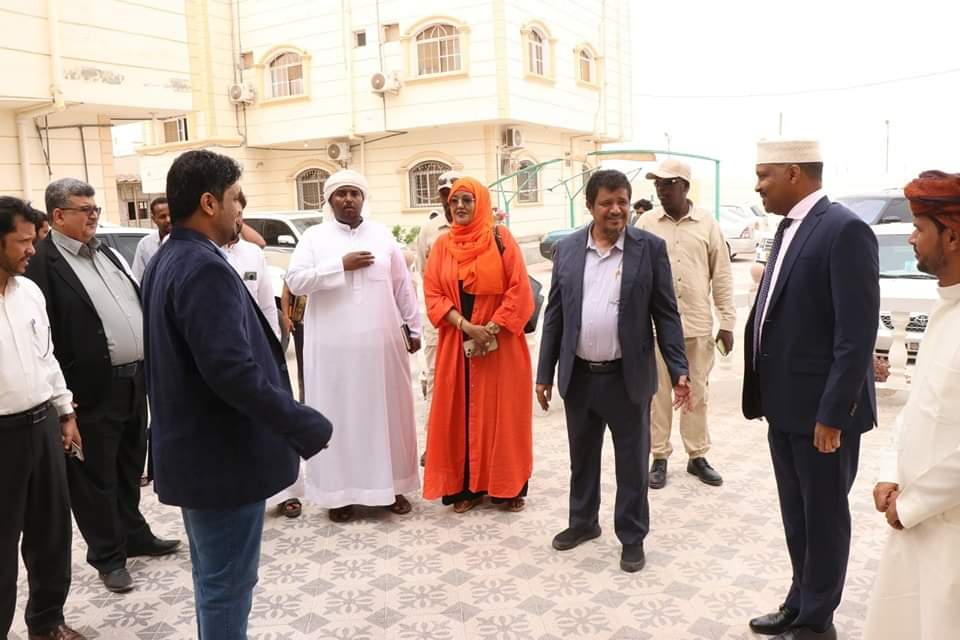 رئيس جامعة المهرة يستقبل النائب الأول لرئيس البرلمان الصومالي