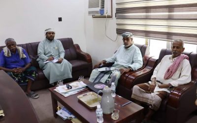رئيس تنفيذية انتقالي حضرموت يناقش أوضاع المسرحين قسرا من العسكريين والأمنيين والمدنيين بالمحافظة