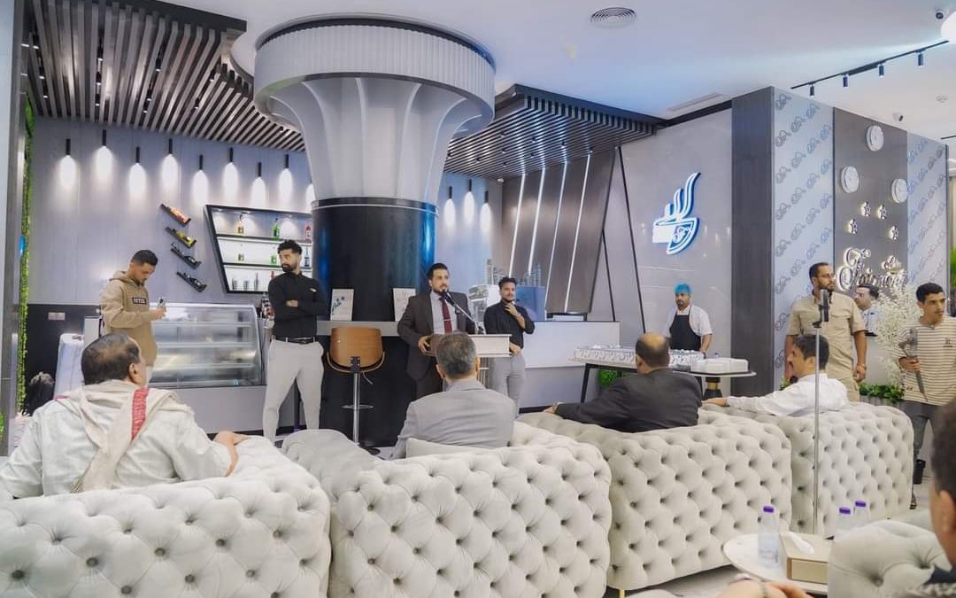 لدعم الاستثمار والسياحة.. لملس يدشن افتتاح فندق فيرمونت عدن