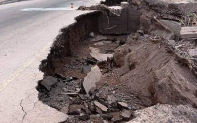 أضرار جديدة في طريق شقرة أحور بسبب السيول في أبين