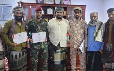العميد المشوشي يستقبل عدد من خريجي دورة سرايا مشاة بمعهد تاهيل القادة والاركان بالعاصمة عدن.