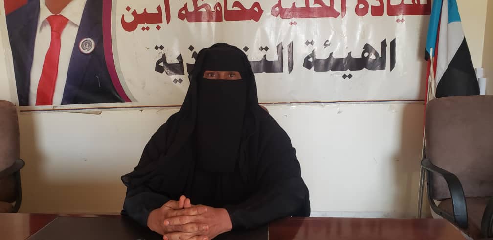 مديرة أدارة الشهداء والجرحى بانتقالي أبين تدعو إلى تحري الدقة عند أخذ بيانات الشهداء