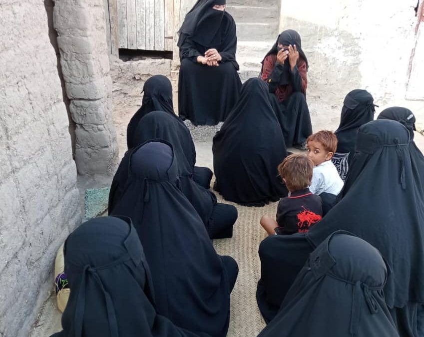مؤسسة سفراء الخير للتنمية تقيم  توعوية عن الزواج المبكر في أبين بكود النيسة