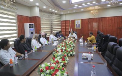 محافظ المهرة “بن ياسر” يلتقي رئيس وأعضاء اتحاد شباب الغد