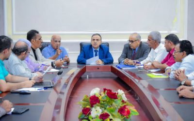رئيس جامعة عدن يطلع على التقرير العام للجنة التصنيف
