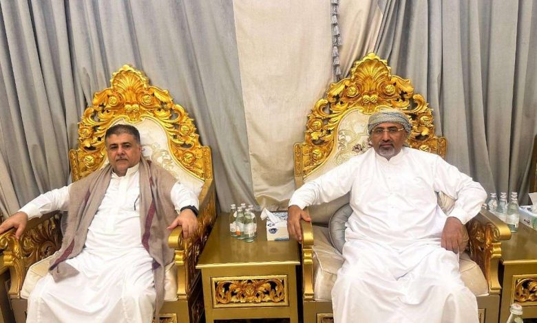 الرئيس الزُبيدي يلتقي رجل الأعمال الشيخ أحمد العيسي