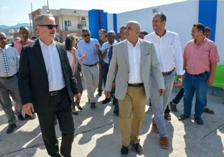 الاقتراب من انجاز مشروع تأهيل وتطوير محطة ضخ الصرف الصحي لمستشفى الجمهورية والاحياء المجاورة بعدن