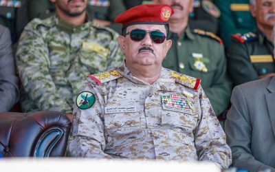 وزير الدفاع يصل إلى حضرموت: تحقيق عسكري شامل في اغتيال الضباط السعوديين