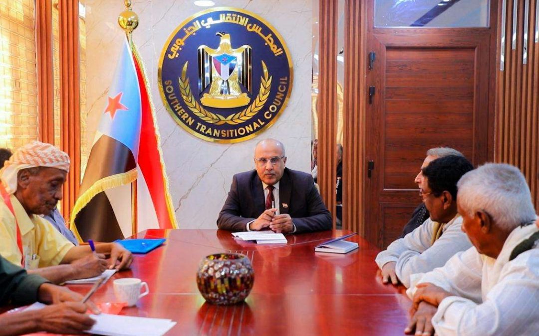 الكثيري يلتقي لجنة الاحتجاجات الشعبية في دلتا أبين