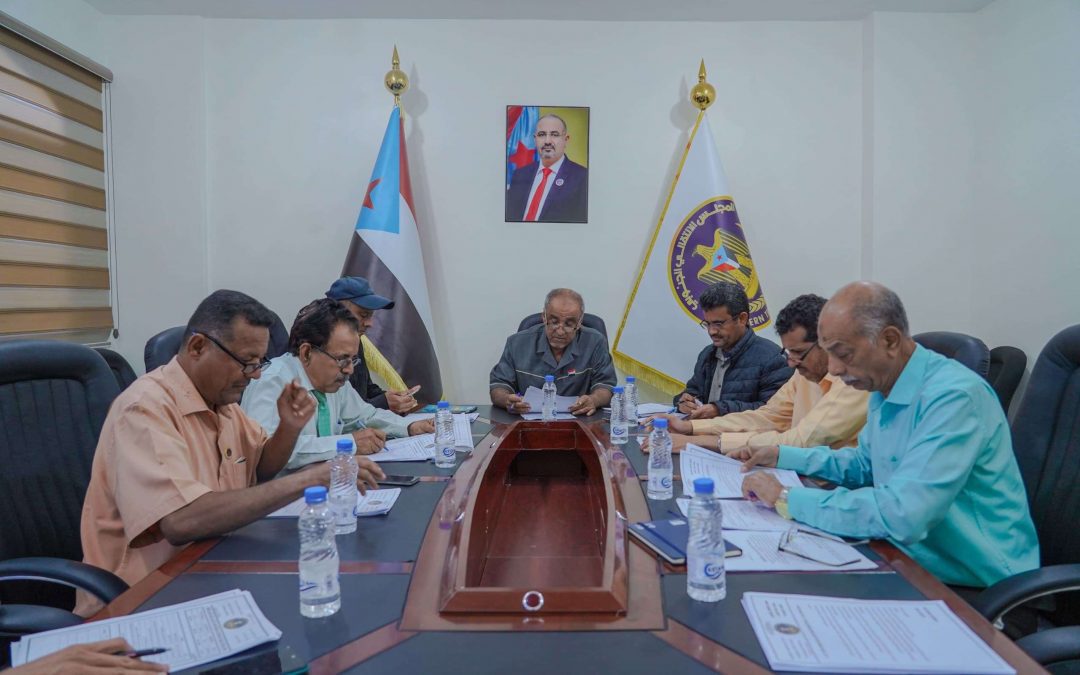 الهيئة المجتمعية تعقد اجتماعها الدوري الأول لشهر نوفمبر