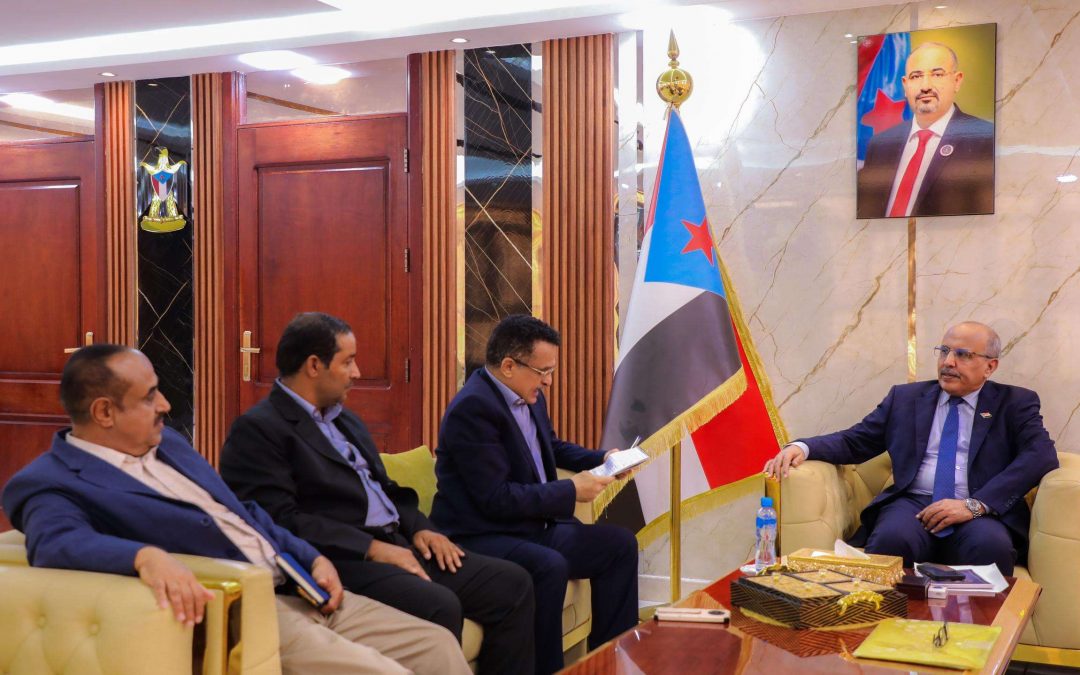 الكثيري يبحث مع رئيس الوحدة التنفيذية لإدارة مخيمات النازحين آليات التعاون والتنسيق المشترك
