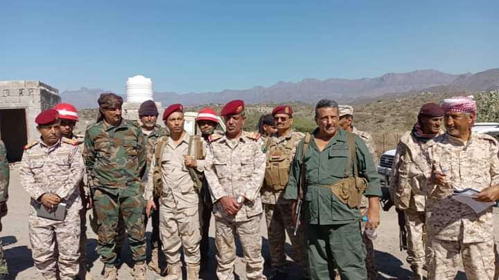 وفد وزارة الدفاع يطلع على جاهزية أبطال القوات المسلحة في جبهة الضالع الحدودية