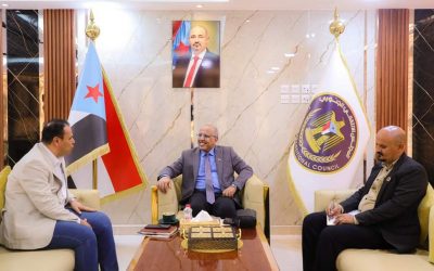 الكثيري يطّلع على الجهود المبذولة لتطوير المناهج الدراسية