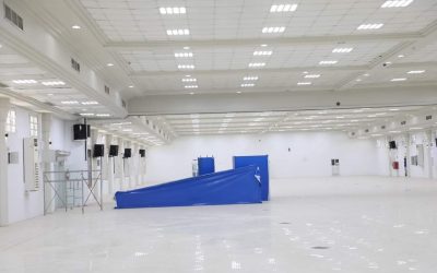 المحافظ بن ماضي يطلع على جاهزية القاعة الكبرى بجامعة حضرموت لاحتضان معرض حضرموت الدولي للكتاب