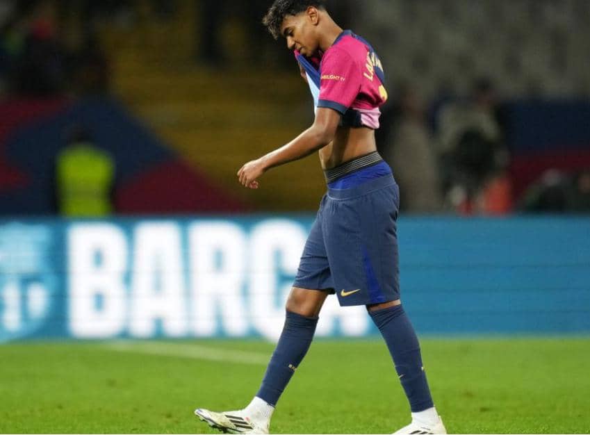 مدة غياب لامين جمال لاعب برشلونة عن الملاعب