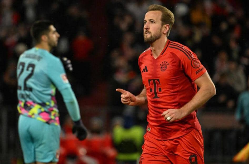 “هاتريك” هاري كين يقود بايرن ميونخ للفوز على أوجسبورج في الدوري الألماني