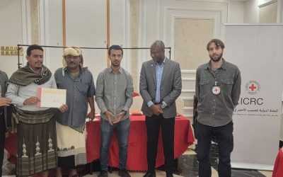 بالتنسيق مع حزام أبين.. الصليب الأحمر ينظم دورة تدريبية لكواد التوجية متخصصة بالقانون الإنساني.