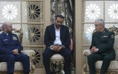 رئيس الأركان الإيراني يستقبل نظيره السعودي في طهران