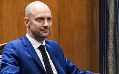 فرنسا: سنلتزم بالقانون الدولي بشأن مذكرة اعتقال نتنياهو