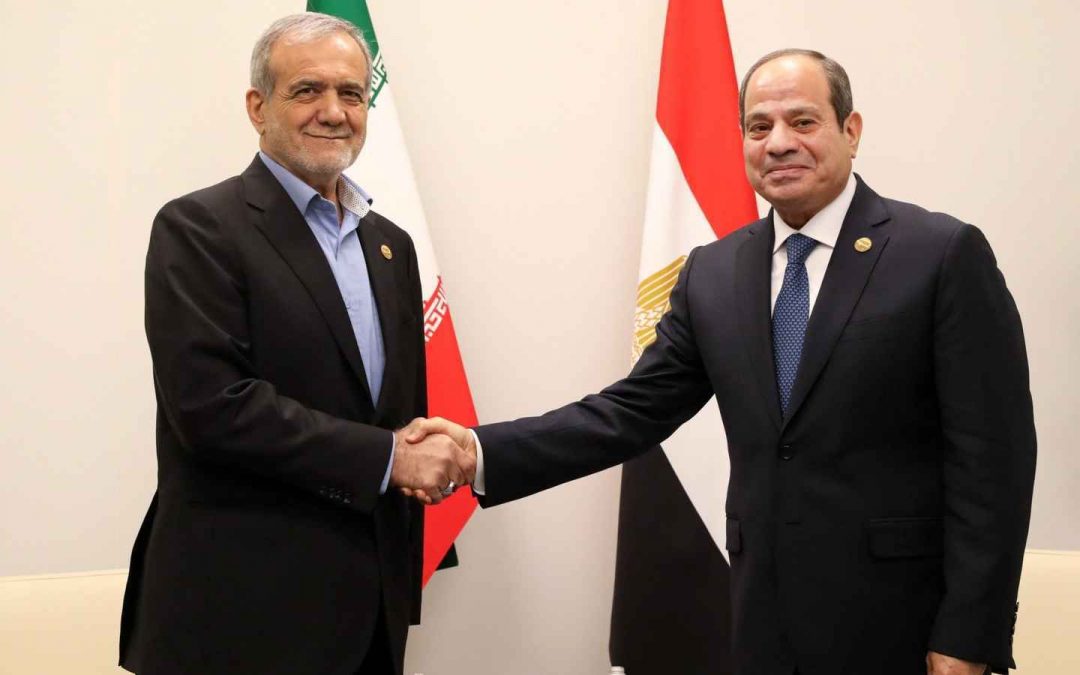 الرئيس الإيراني يزور مصر وسط حديث عن رفع التمثيل الدبلوماسي