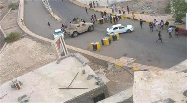 عاجل . . سماع دوي لاطلاق نار في محيط المقر الرئاسي بعدن