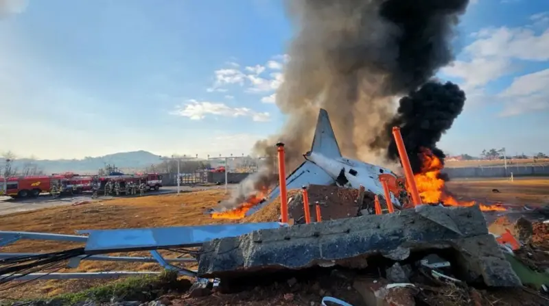 مصرع جميع ركاب طائرة كوريا الجنوبية  179 شخص