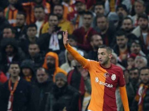 زياش يقترب من مغادرة غلطة سراي