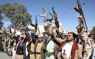 انفجار مروع في معسكر تدريبي للحوثيين يخلف 25 قتيلاً وجريحًا