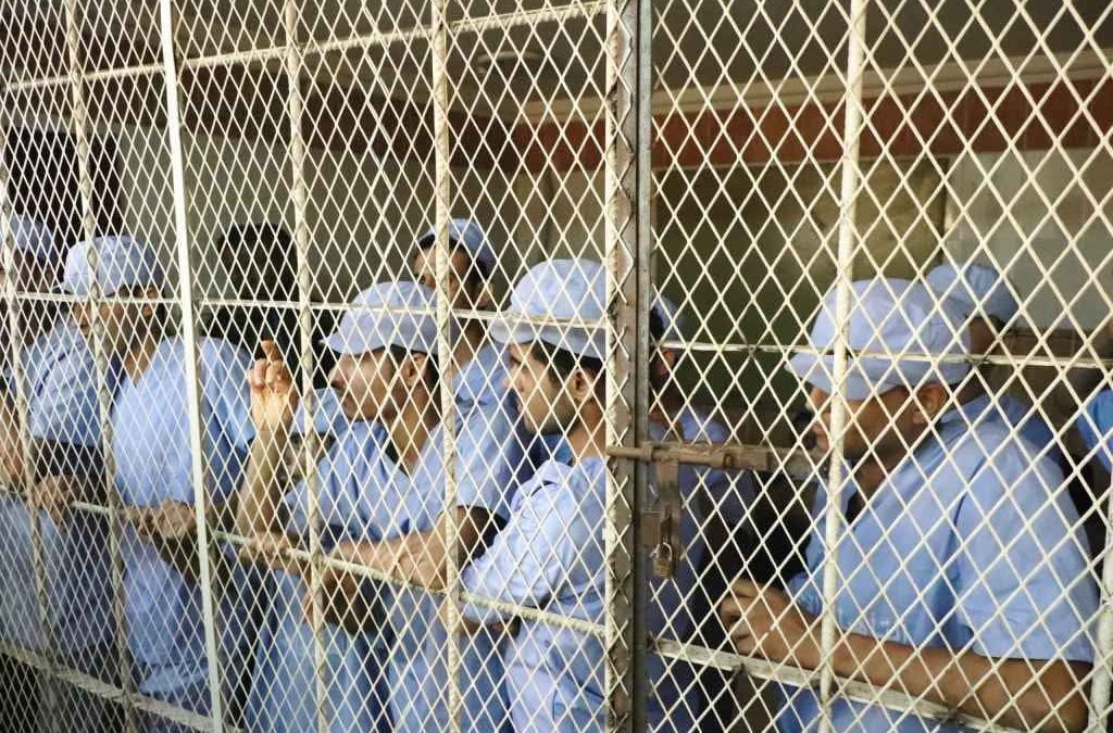 المحكمة الجزائية بعدن تصدر أحكاما بالإعدام بحق مدانين بالاشتراك في عصابة حوثية مسلحة