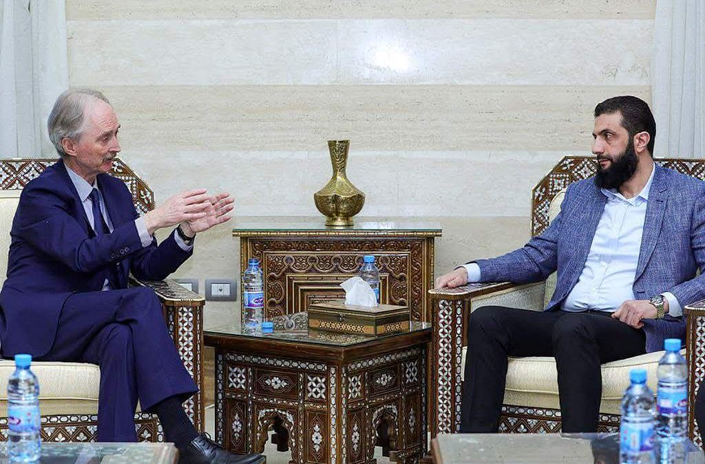 أحمد الشرع يبحث مع بيدرسون ضرورة إعادة النظر في القرار 2254