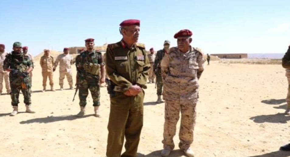 قائد المنطقة العسكرية الثانية يزور لواء حضرموت ويشيد بجاهزية الأفراد والمعدات
