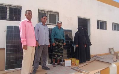 انتقالي الحوطة يقدم بمنظومة طاقة شمسية لمدرسة عمار للبنات بالمديرية