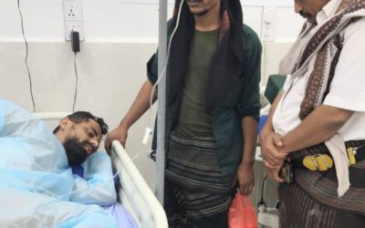 بتكليف من القائد حيدره السيد.. مدير التوجية المعنوي في الحزام الأمني أبين يزور الجريح محمد قاسم الردفاني في مستشفى عبود العسكري عدن