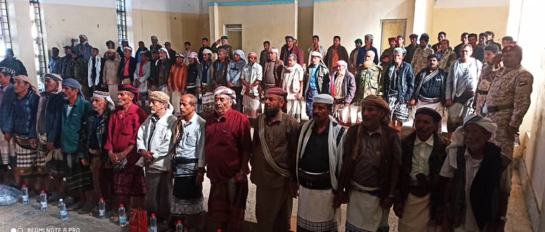 فريق التواصل يعقد لقاءً موسعاً مع قيادات المجلس والسلطة المحلية وشخصيات قبلية واجتماعية بمديرية سباح
