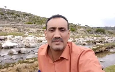 مدير عام الحوطة يعزي في وفاة نائب مدير صندوق النظافة بمحافظة لحج