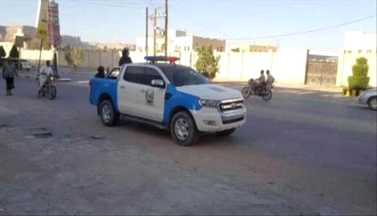 شرطة سيئون تلقي القبض على متهمًا بجريمة التقطع والنهب