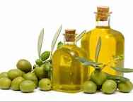 خرافات ومعلومات  مغلوطة عن زيت الزيتون