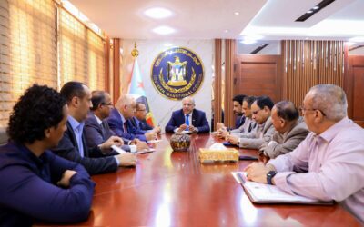 اجتماع قيادي برئاسة الكثيري لتدارس الأوضاع المعيشية ودعم المطالب الحقوقية للمواطنين