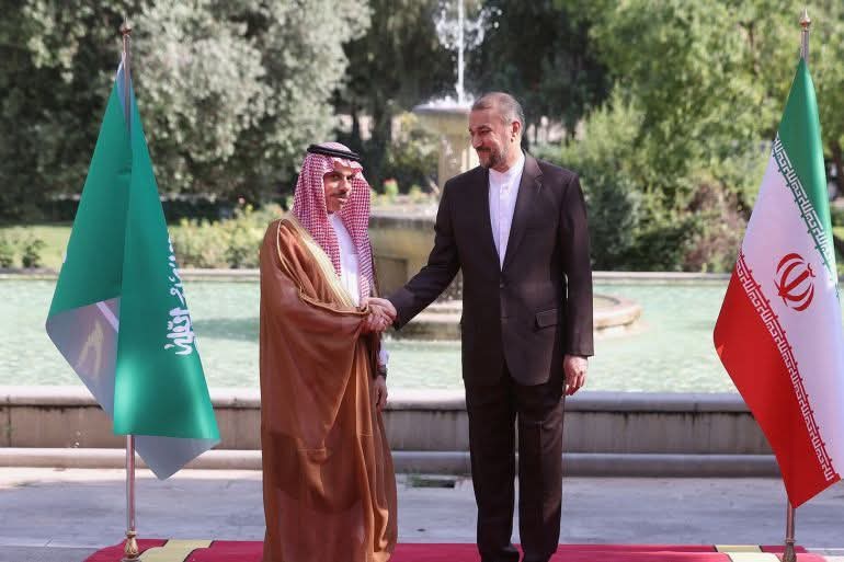 إيران تستدعي السفيرالسعودي لدى طهران عقب إعدام إيرانيين