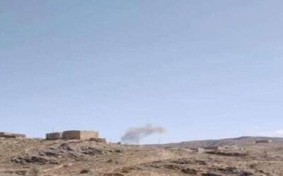 اصابة جنديين في غارة لطائرة مسيّرة بجبهة ثرة في أبين