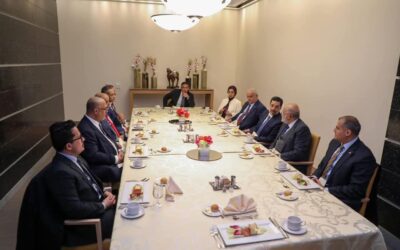 – رئيس الوزراء يستعرض مع المدير التنفيذي للبنك الدولي تعزيز الشراكة وتنفيذ خطة التعافي الاقتصادي