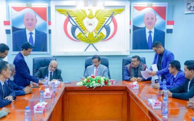 المحافظ بن الوزير يصادق على عقد إنشاء كلية الطب البشري بجامعة شبوة