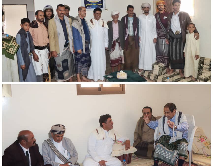 الشيخ راجح باكريت يزور أسرتي الشهيدين العامري والحبشي في عتق