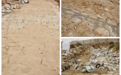 *بجهود ذاتية أهالي جبل السنيدي بيافع كلد يبادرون برص طريق رخمة جبل السنيدي بالحجارة*